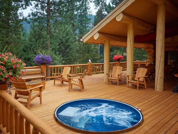 Guest Post: Top 3 Reasons Bear Creek Lodge Should Be Your Next Retreat Destination