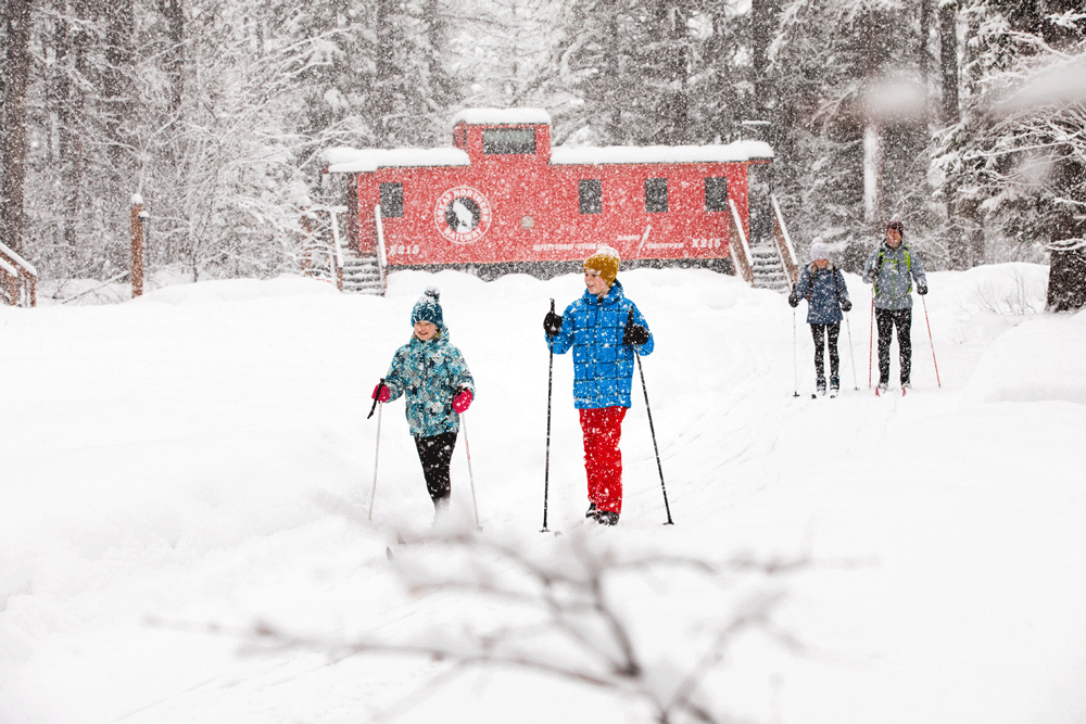 5 Winter Adventures for Groups in Western Montana